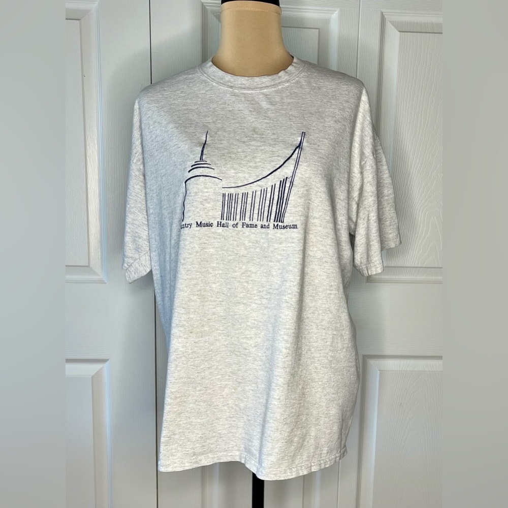 Gildan Light Gray Graphic Tee-Country Music Hall of Fame and Museum, size XL